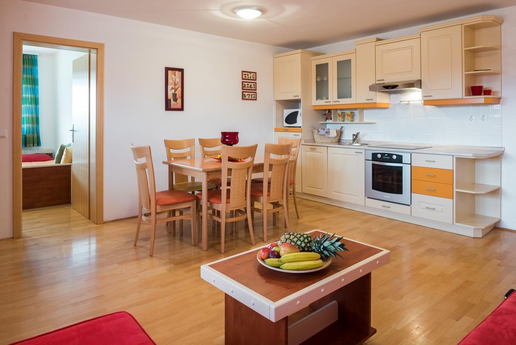 Apartments Moravske-Toplice Rum bild