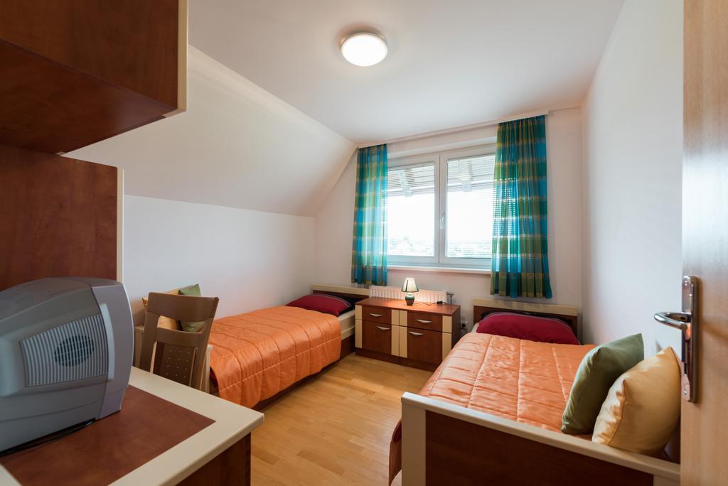 Apartments Moravske-Toplice Exteriör bild