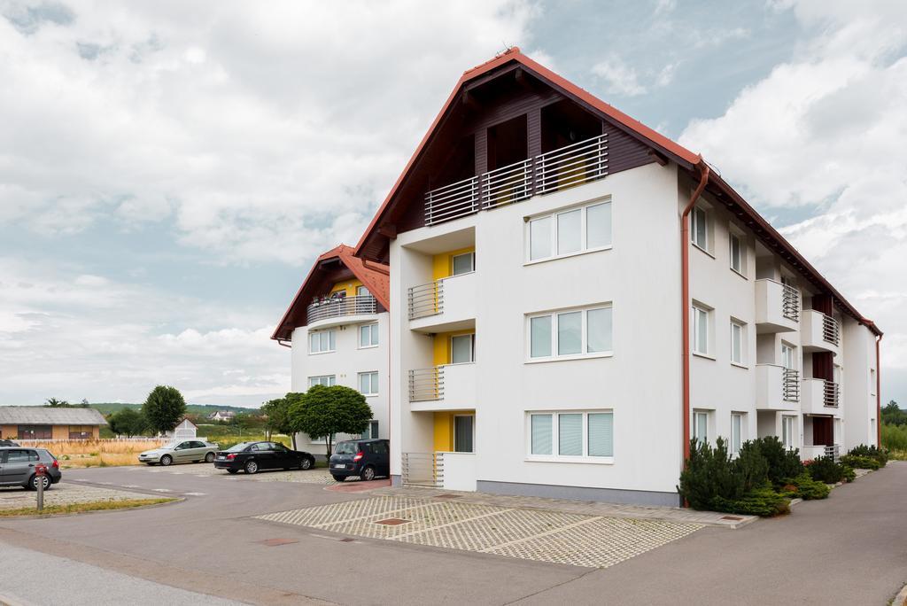 Apartments Moravske-Toplice Exteriör bild