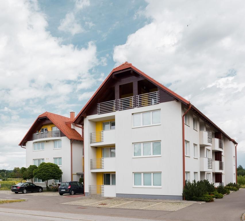 Apartments Moravske-Toplice Exteriör bild